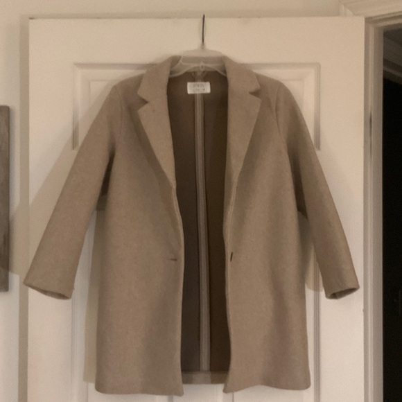 Zara beige Pea Coat for Women with Zara sleeveless turtleneck Italian made scarf - Picture 2 of 10